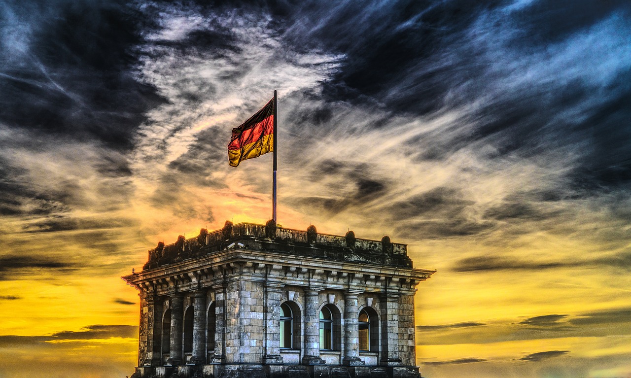 Deutschland Ransomware Flagge Threat Report H2 2023 Cyberangriffe