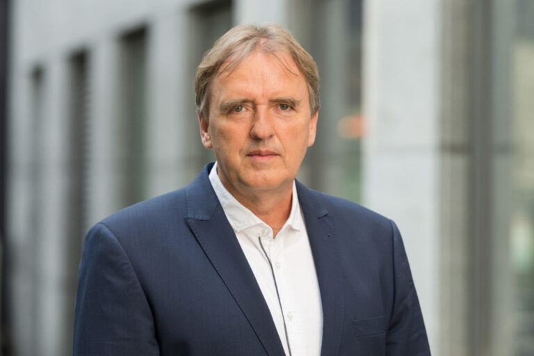 Prof. Norbert Pohlmann, Experte für IT-Technologien