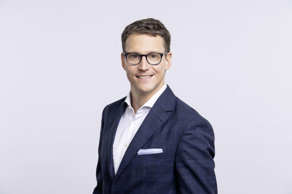 Sicherheit bei Banken: “Investieren Sie in sektorübergreifende Zusammenarbeit” so Peter Robejesk