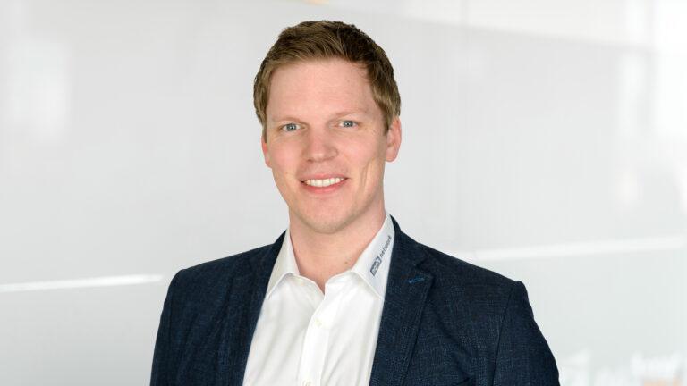 Johannes Meyer spricht über: Rechenzentren 2026 - resilient, klimaneutral und unabhändig